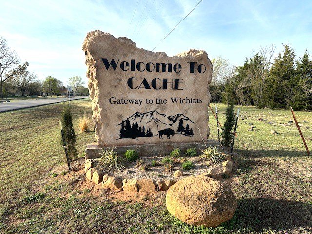 Town welcome sign — Cache, Oklahoma