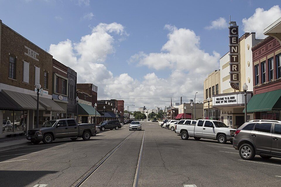 South Bickford Avenue downtown — El Reno, Oklahoma